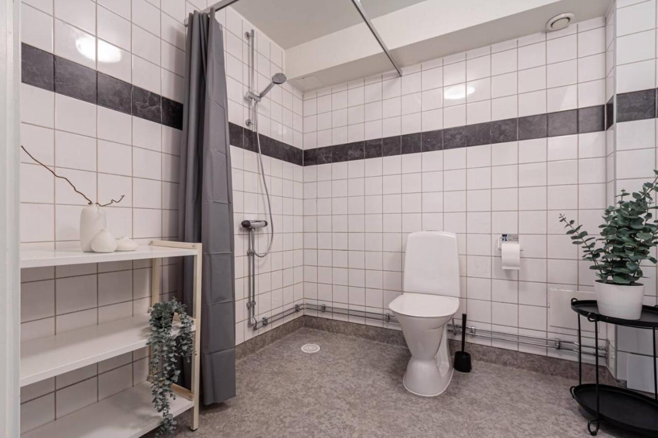 Simple Studio In Trendy Soedermalm - Construction Work Stoccolma Esterno foto